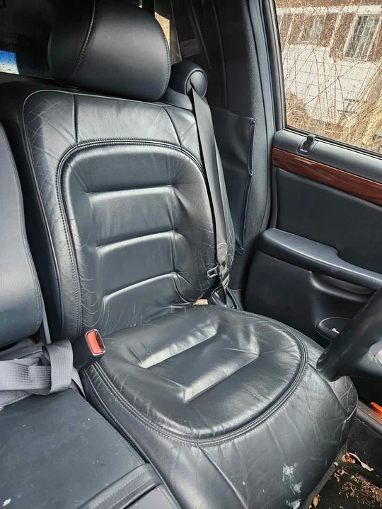 2001 Cadillac DeVille 8th Gen - Image 9 of 14