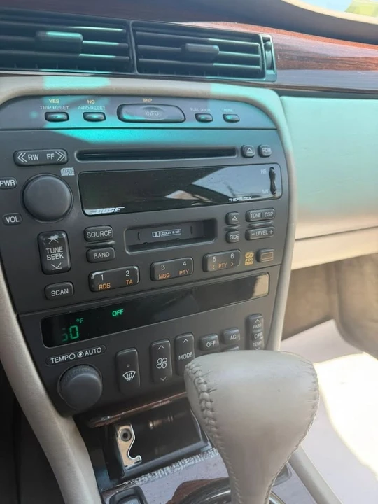 2001 Cadillac Eldorado 12th Gen - Image 12 of 20