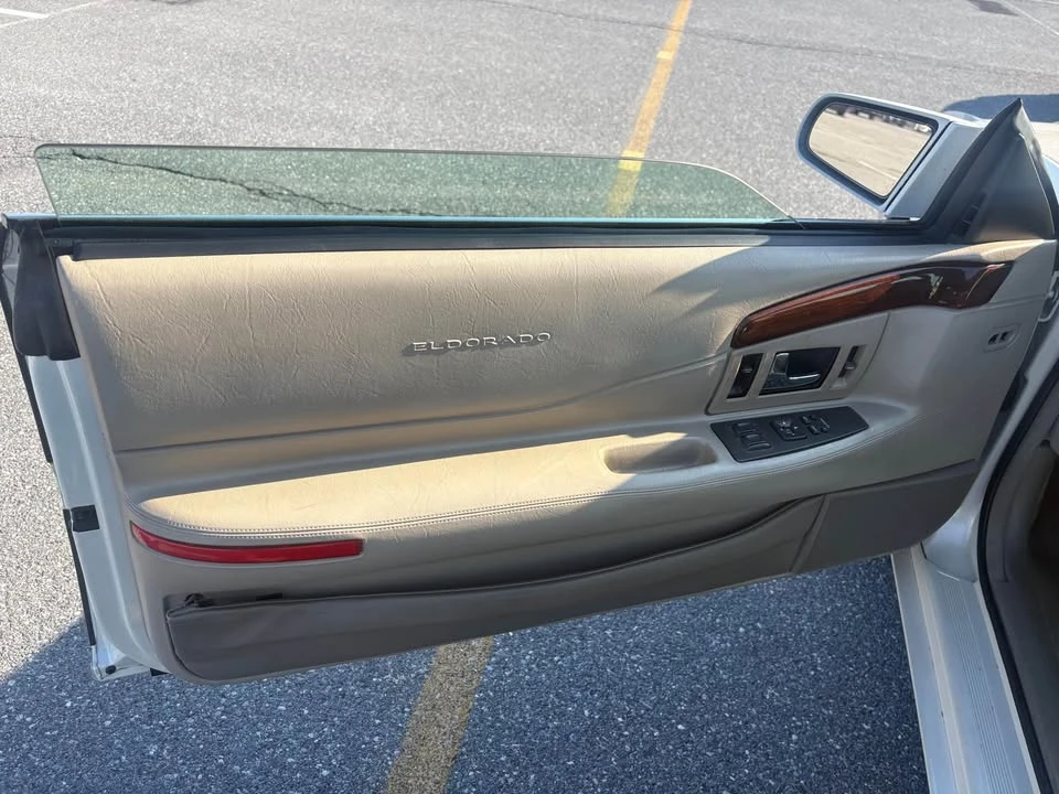 2001 Cadillac Eldorado 12th Gen - Image 10 of 13