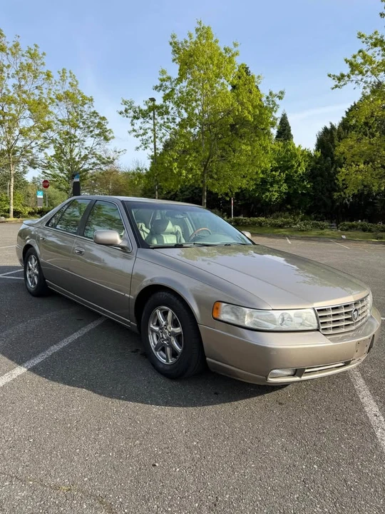 2001 Cadillac Seville - Image 2 of 12