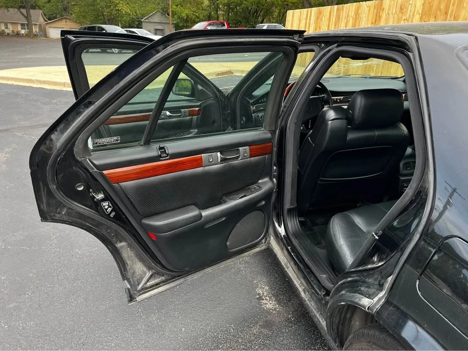 2001 Cadillac STS - Image 9 of 12