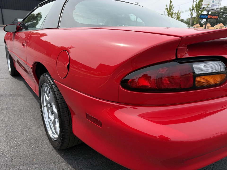 2001 Chevrolet Camaro SS 4th Gen - Image 11 of 29