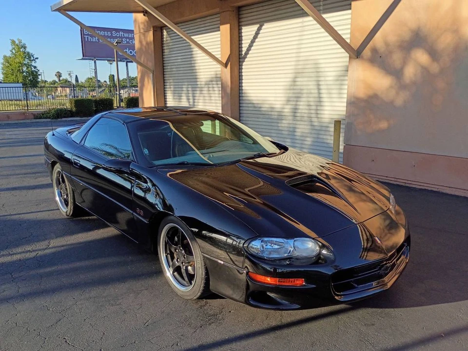 2001 Chevrolet Camaro SS 4th Gen - Image 7 of 17
