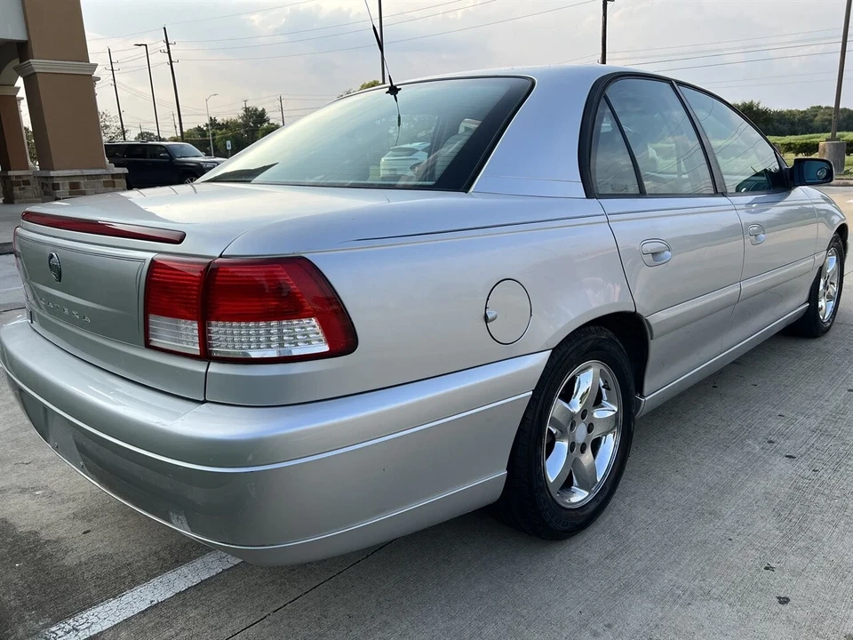 2001 Cadillac Catera - Image 13 of 21