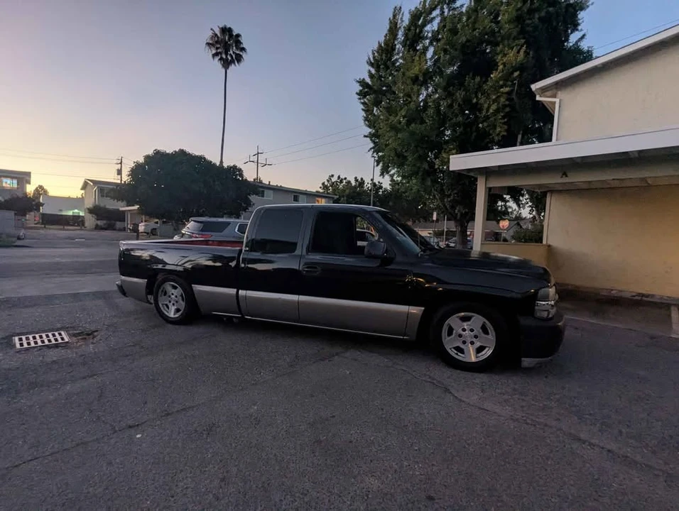 2001 Chevrolet Silverado 1st Gen - Image 9 of 10