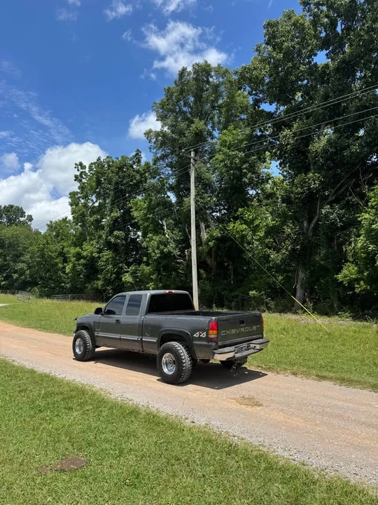 2001 Chevrolet Silverado 1st Gen - Image 3 of 9