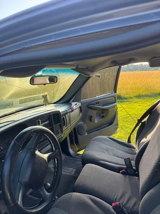 2001 Chevrolet Silverado 1st Gen - Image 6 of 9