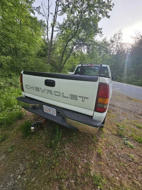 2001 Chevrolet Silverado 1st Gen - Image 2 of 10