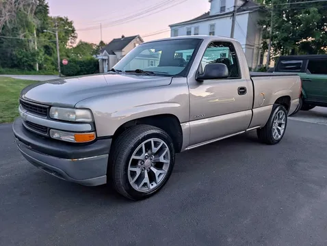 2001 Chevrolet Silverado 1500 Regular Cab Short Bed