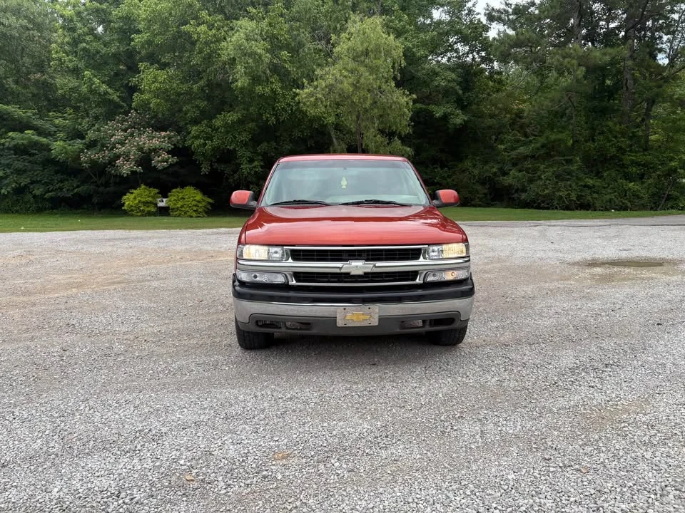 2001 Chevrolet Silverado 1st Gen - Image 2 of 17