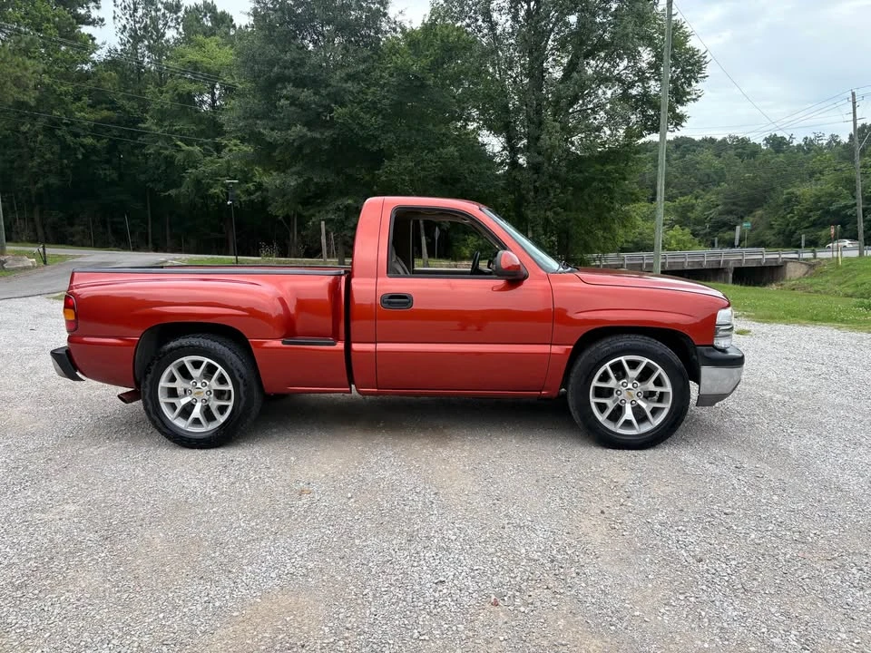 2001 Chevrolet Silverado 1st Gen - Image 4 of 17