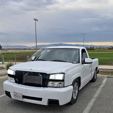 2001 Chevrolet Silverado 1500 Regular Cab Short Bed