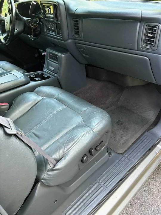 2001 Chevrolet Silverado 1st Gen - Image 10 of 13