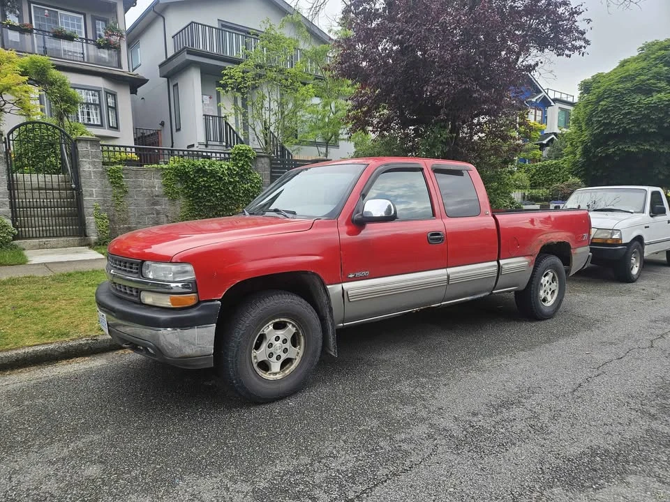2001 Chevrolet Silverado 1st Gen - Image 3 of 5