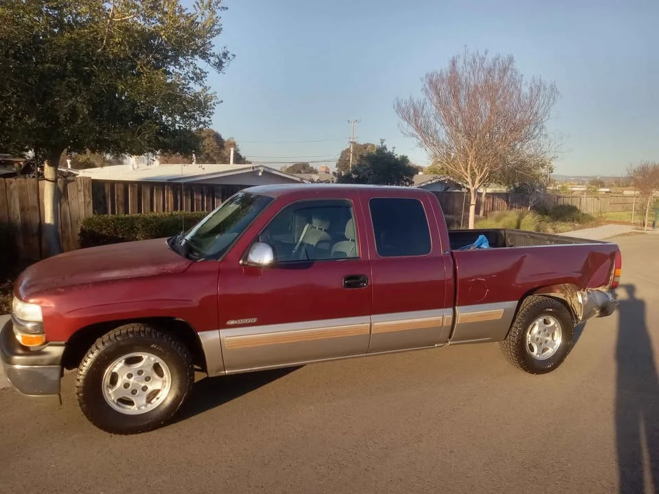 2001 Chevrolet Silverado 1st Gen - Image 3 of 11