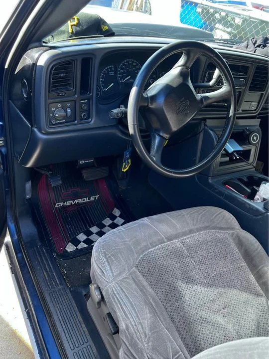 2001 Chevrolet Silverado 1st Gen - Image 2 of 5