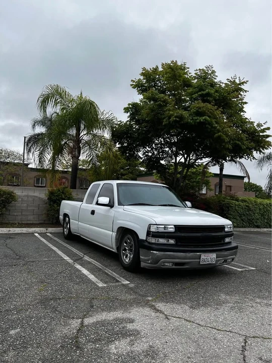2001 Chevrolet Silverado 1st Gen - Image 5 of 5