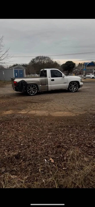 2001 Chevrolet Silverado 1st Gen - Image 3 of 7