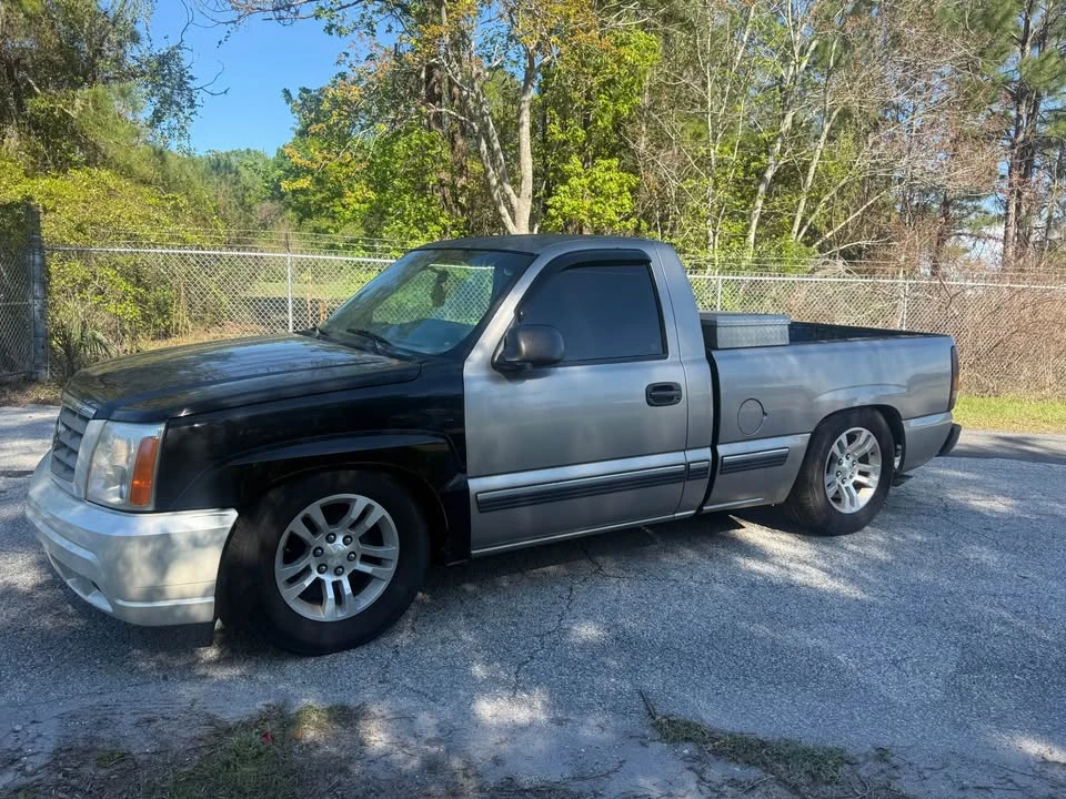 2001 Chevrolet Silverado 1st Gen - Image 3 of 10