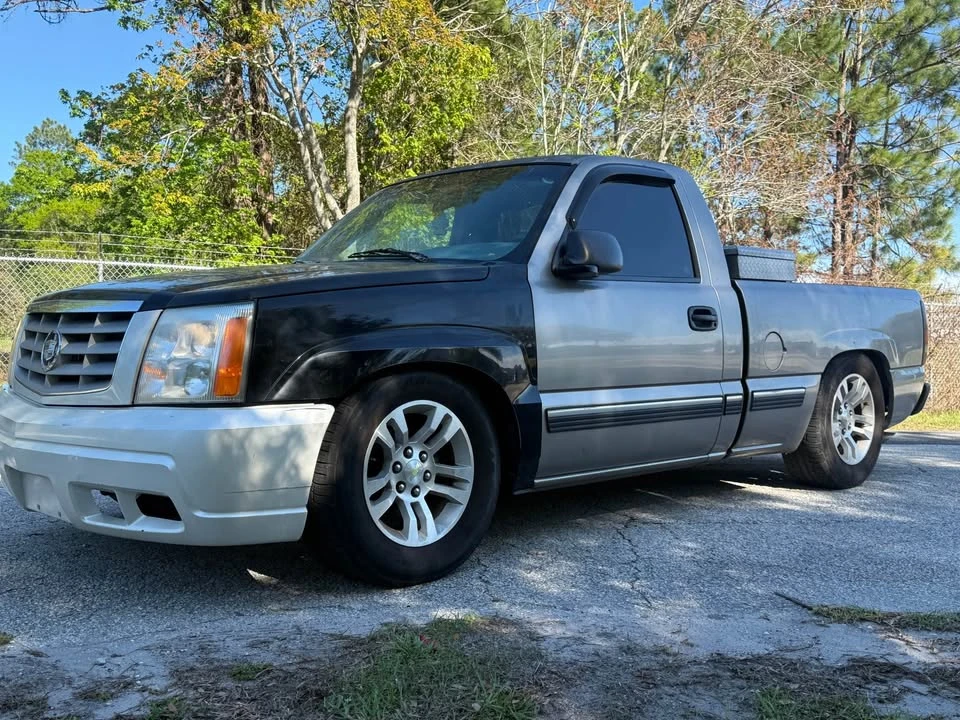 2001 Chevrolet Silverado 1st Gen - Image 2 of 10