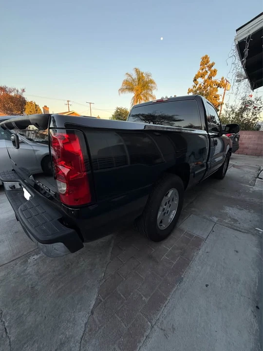 2001 Chevrolet Silverado 1st Gen - Image 3 of 10