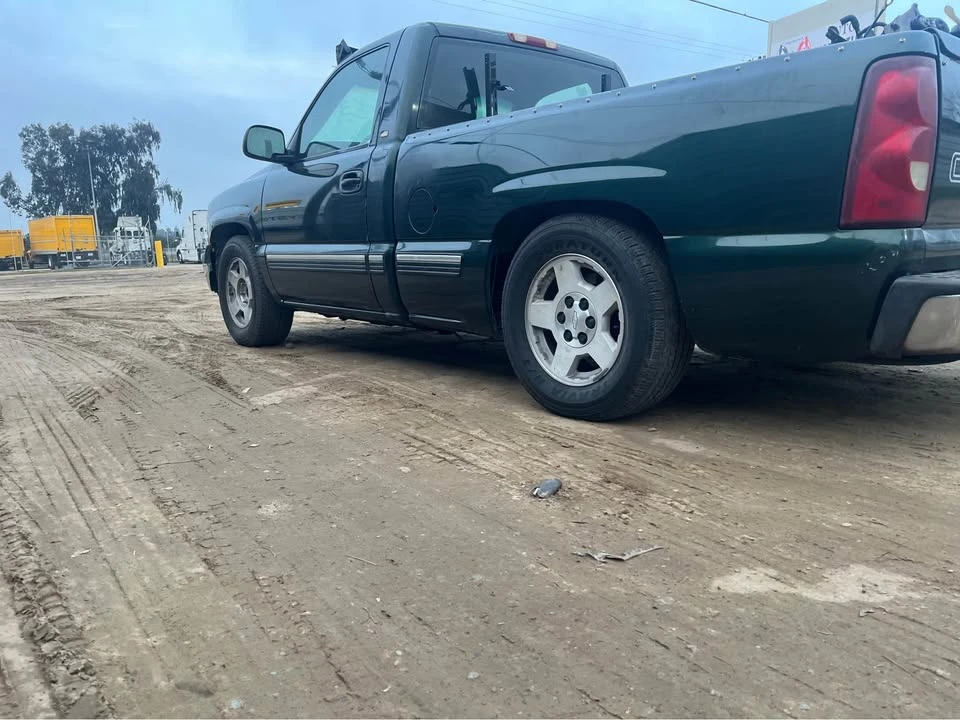 2001 Chevrolet Silverado 1st Gen - Image 4 of 7