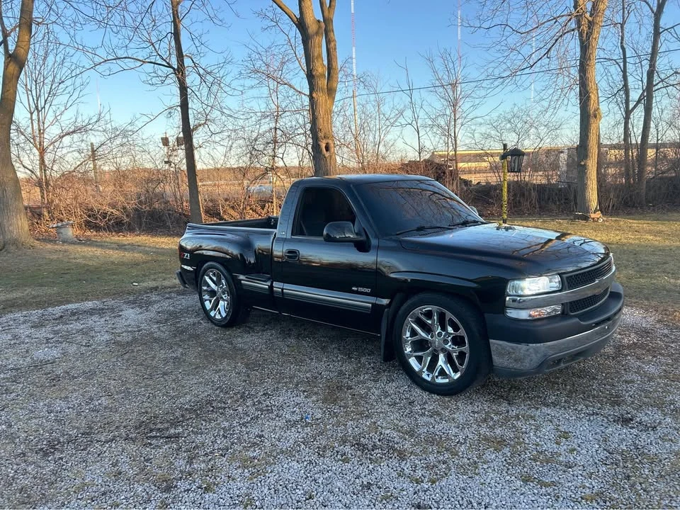 2001 Chevrolet Silverado 1st Gen - Image 3 of 7