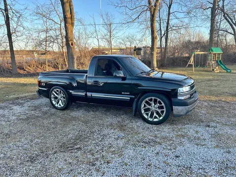 2001 Chevrolet 1500 Regular Cab Short Bed