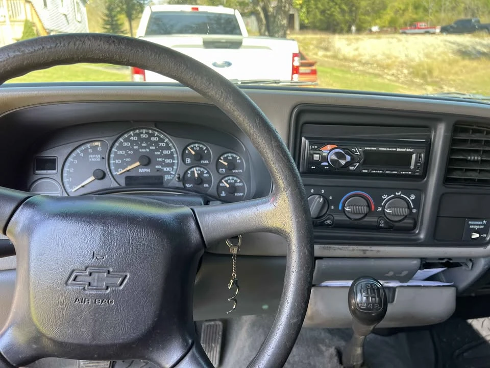 2001 Chevrolet Silverado 1st Gen - Image 8 of 9