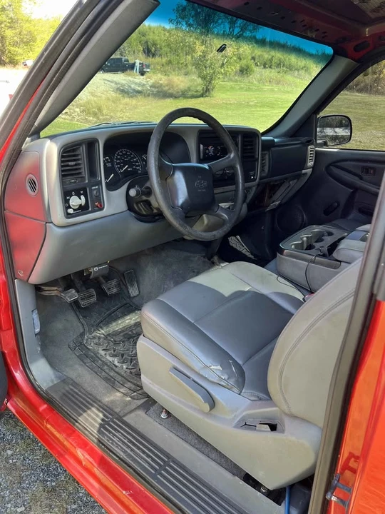 2001 Chevrolet Silverado 1st Gen - Image 3 of 9