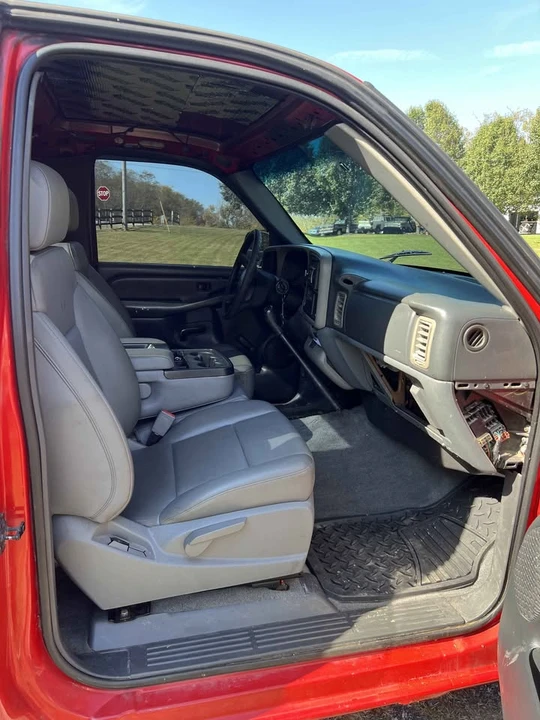 2001 Chevrolet Silverado 1st Gen - Image 6 of 9