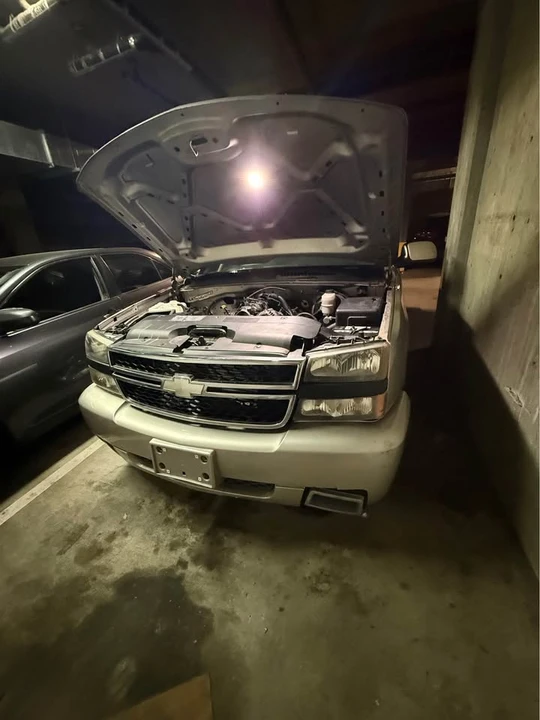 2001 Chevrolet Silverado 1st Gen - Image 8 of 9