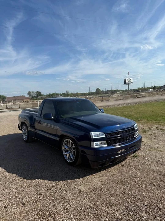 2001 Chevrolet Silverado 1st Gen - Image 3 of 7