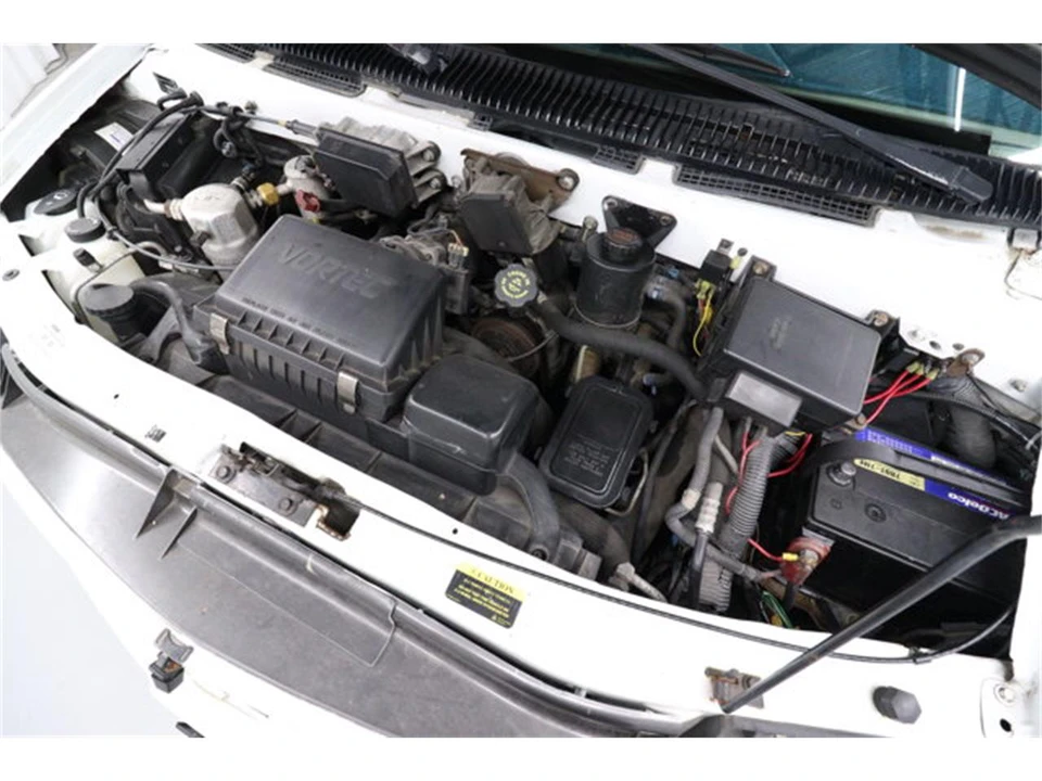 2001 Chevrolet Astro - Image 29 of 31