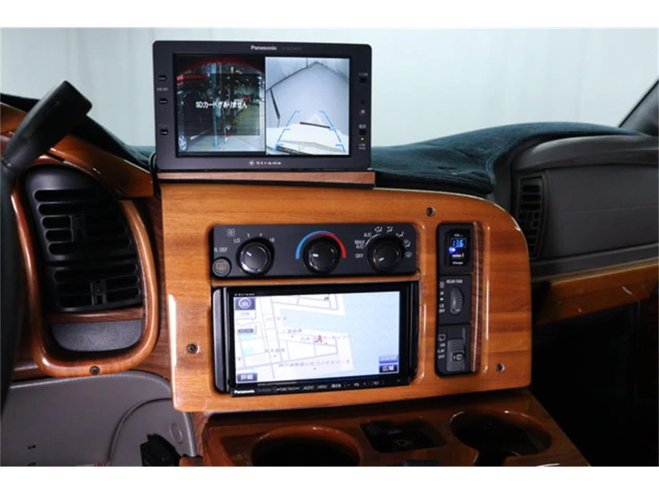 2001 Chevrolet Astro - Image 12 of 31