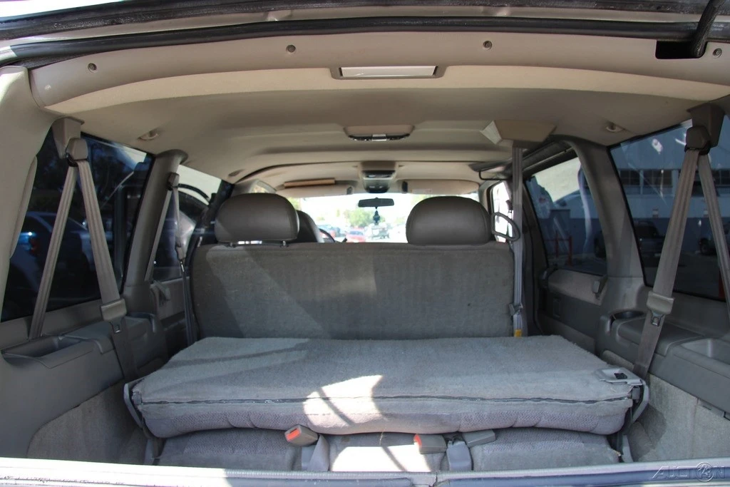 2001 Chevrolet Astro - Image 19 of 21