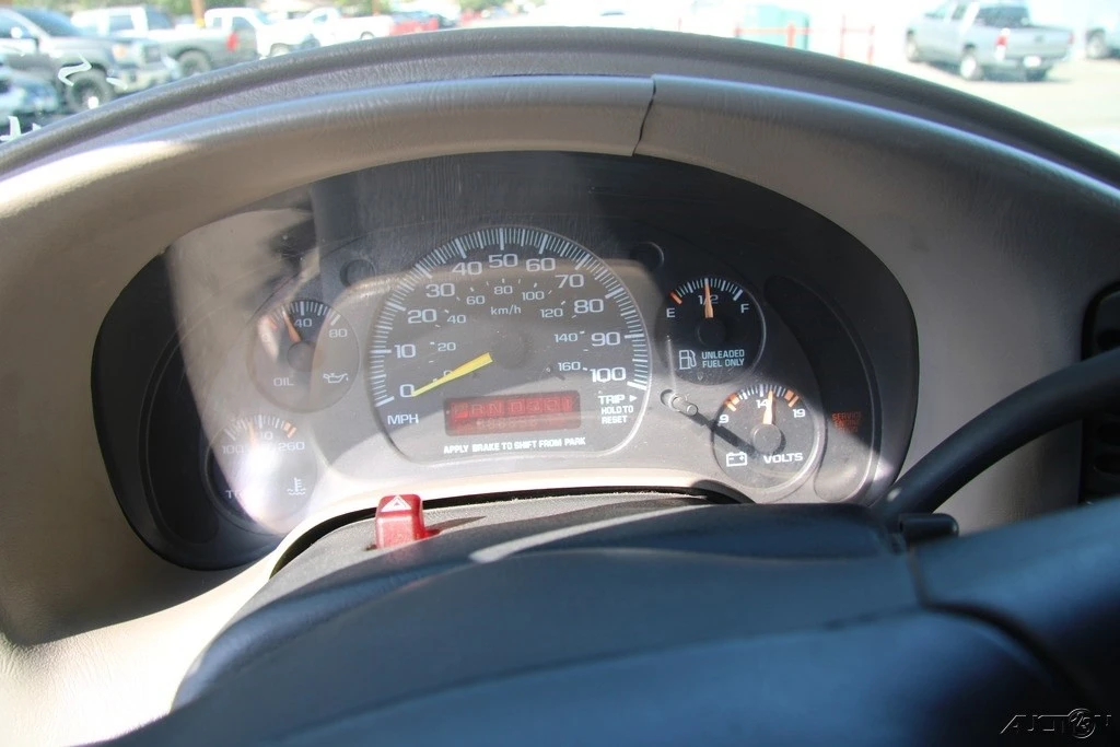 2001 Chevrolet Astro - Image 16 of 21