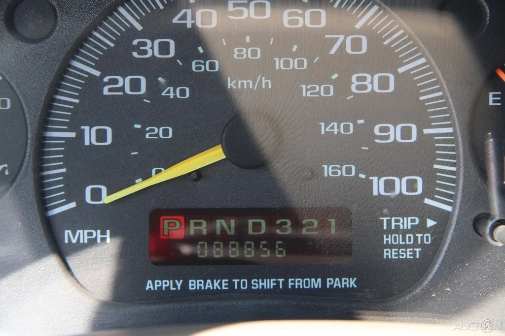 2001 Chevrolet Astro - Image 17 of 21