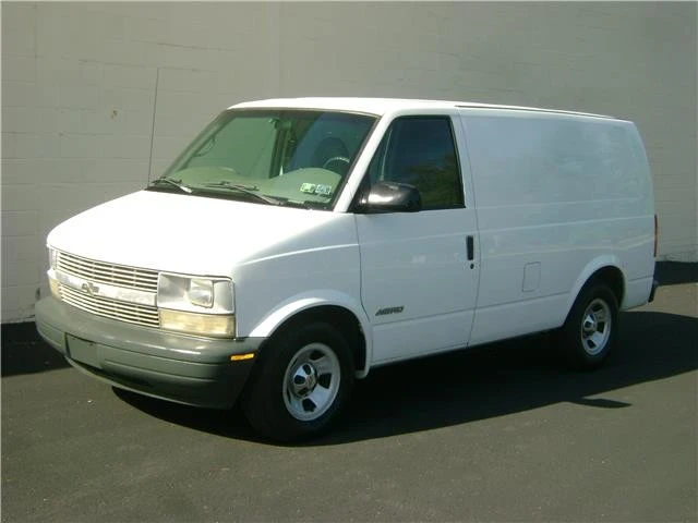 2001 Chevrolet Astro - Image 7 of 12