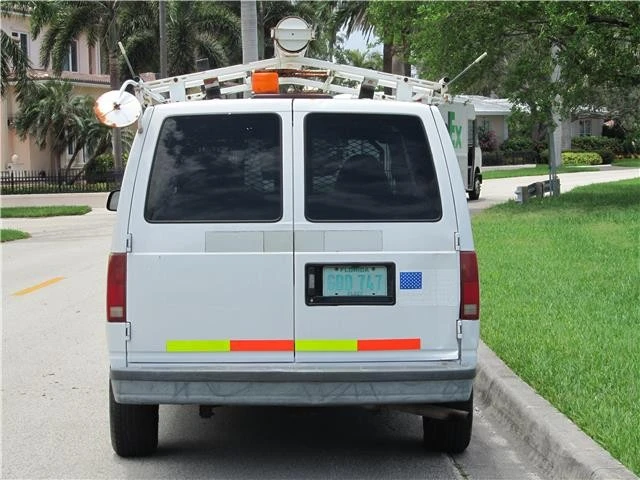 2001 Chevrolet Astro - Image 4 of 12