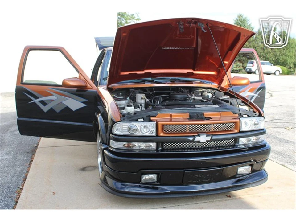 2001 Chevrolet S-10 Blazer 2nd Gen - Image 7 of 31