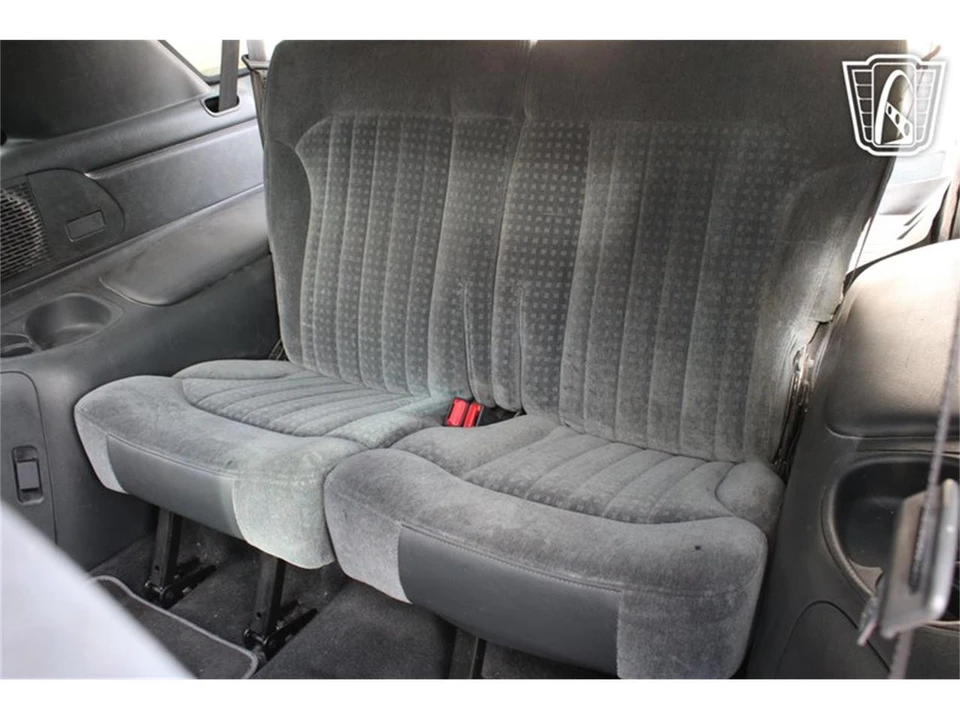 2001 Chevrolet S-10 Blazer 2nd Gen - Image 18 of 31