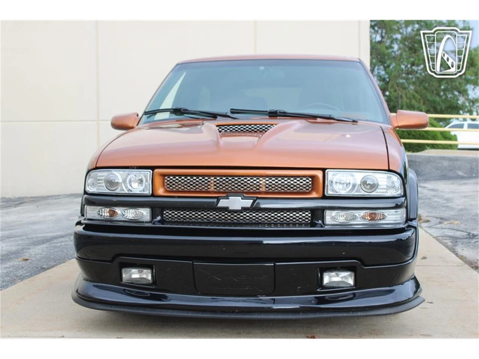 2001 Chevrolet S-10 Blazer 2nd Gen - Image 24 of 31