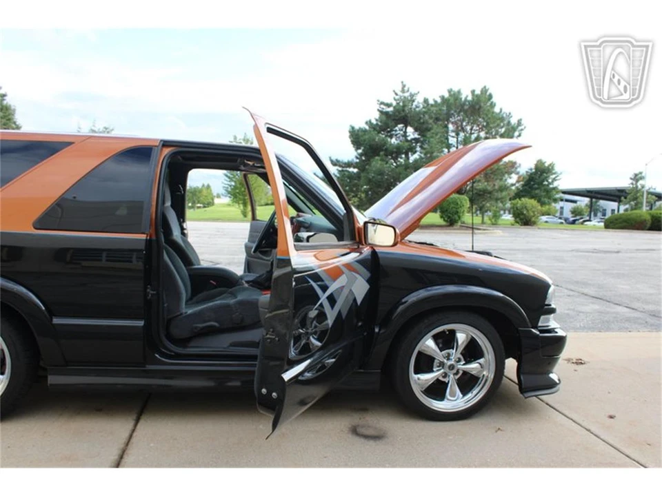 2001 Chevrolet S-10 Blazer 2nd Gen - Image 10 of 31