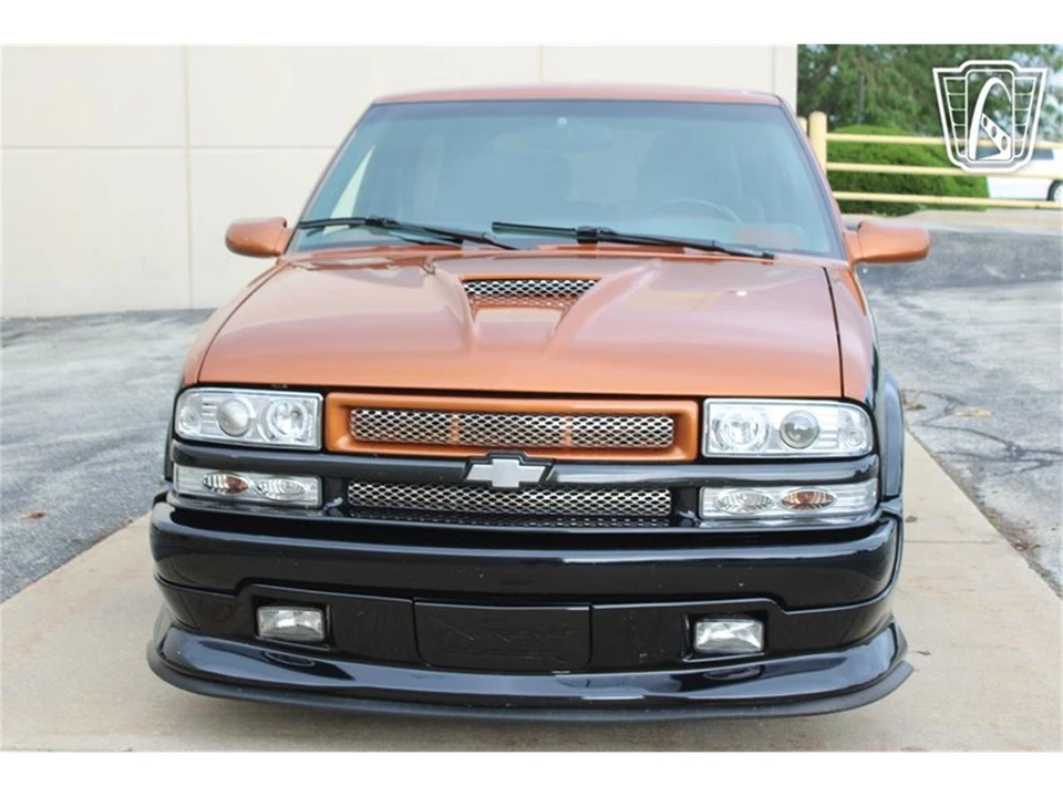 2001 Chevrolet S-10 Blazer 2nd Gen - Image 25 of 31