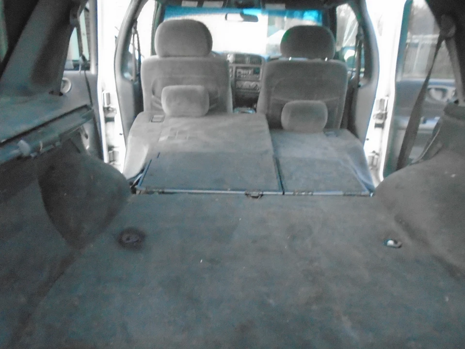 2001 Chevrolet S-10 Blazer 2nd Gen - Image 20 of 21