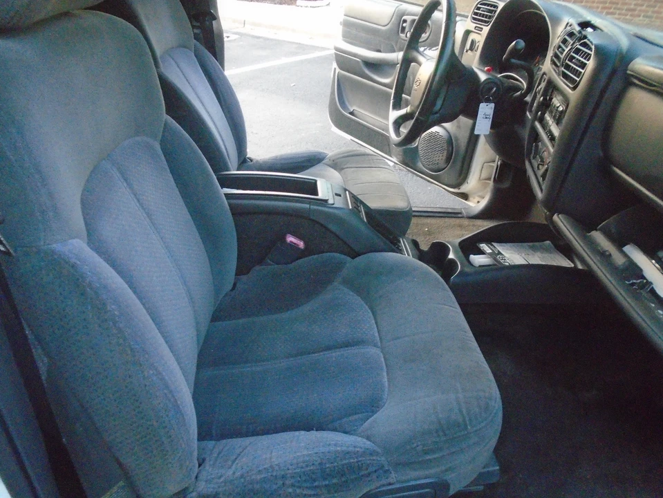 2001 Chevrolet S-10 Blazer 2nd Gen - Image 21 of 21