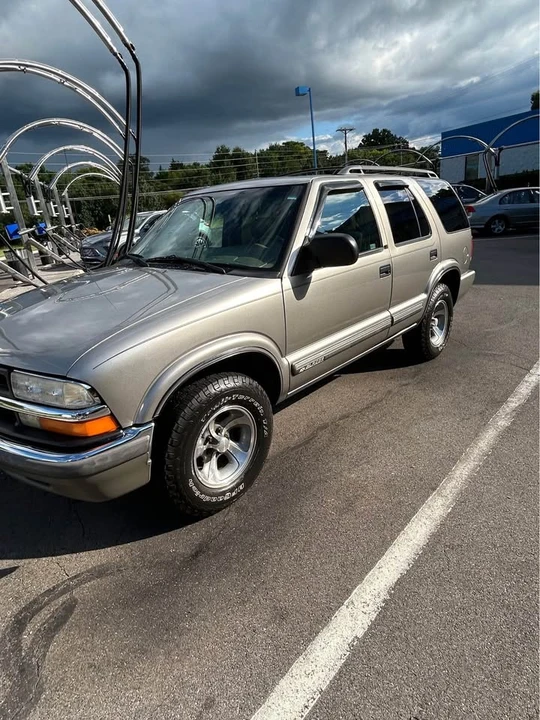 2001 Chevrolet Blazer - Image 6 of 19