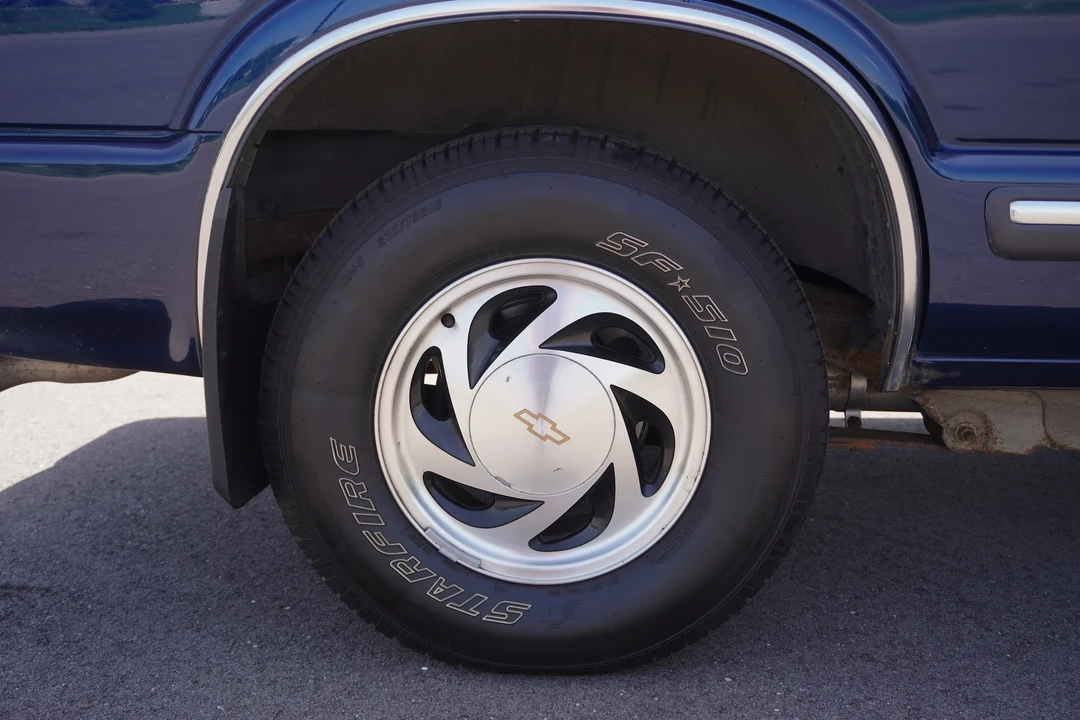 2001 Chevrolet S-10 Blazer 2nd Gen - Image 9 of 20
