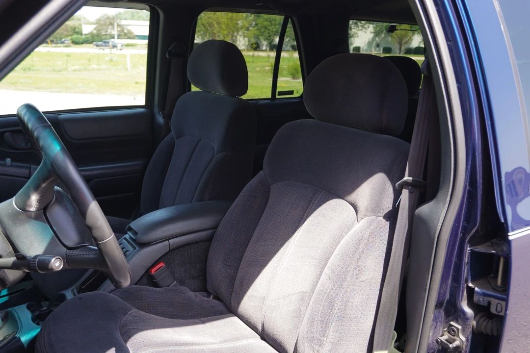 2001 Chevrolet S-10 Blazer 2nd Gen - Image 15 of 20